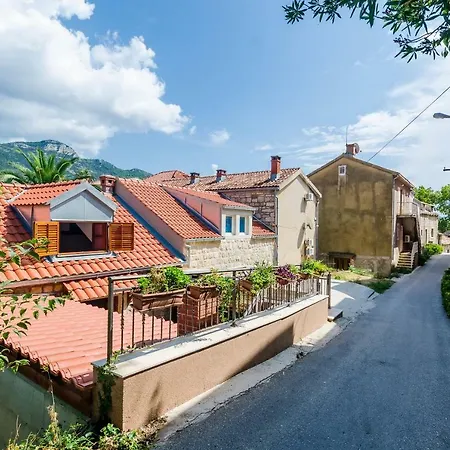 Holiday Mala Trstenik (Dubrovnik-Neretva)