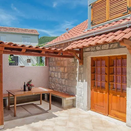 Holiday Mala Сasa de vacaciones Trstenik (Dubrovnik-Neretva)